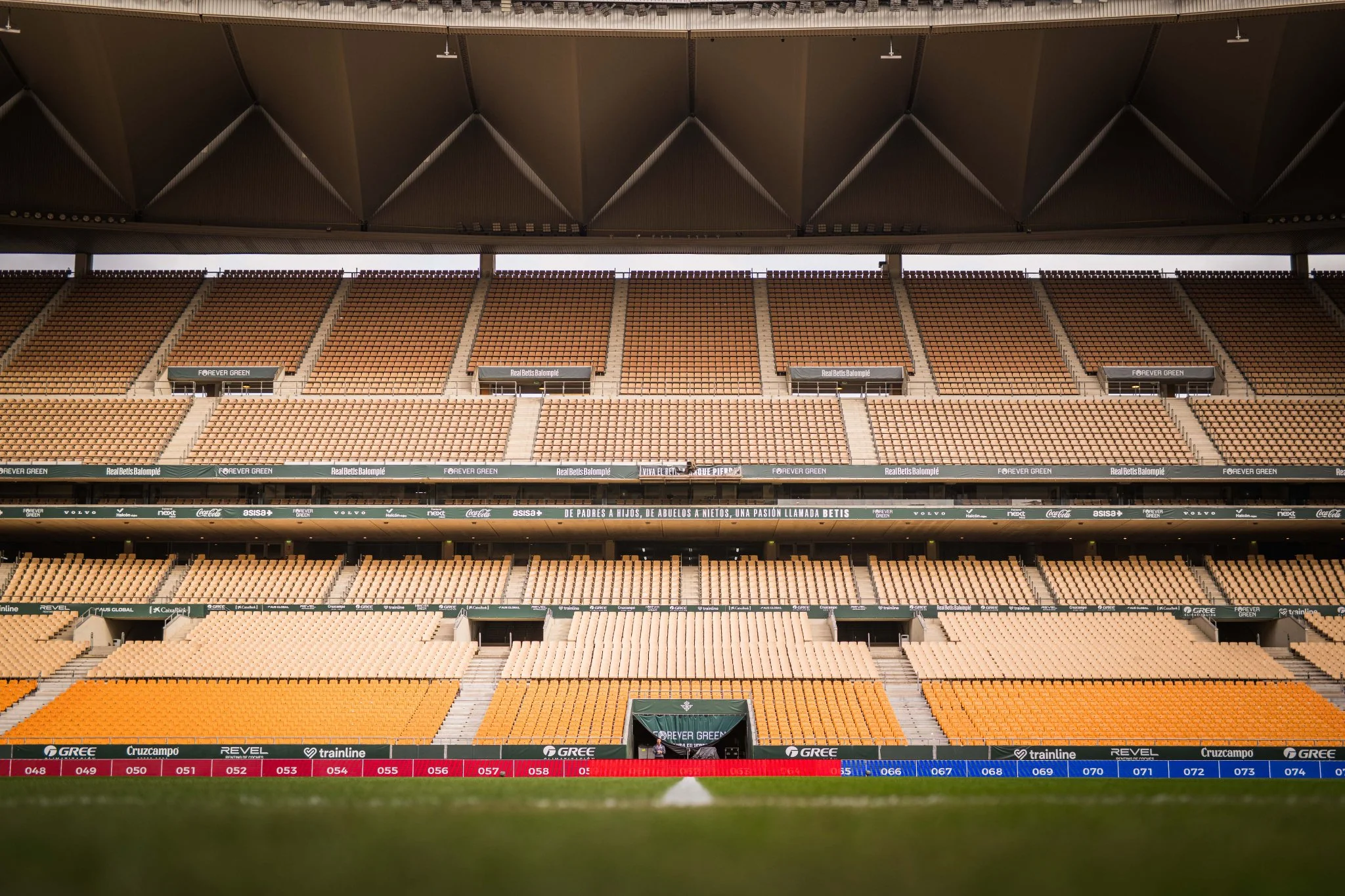 开云棋牌：色碟玩法介绍与红白点数规则